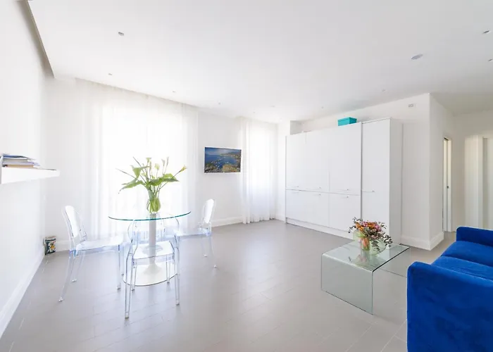 Wabi-sabi Flats سورينتو